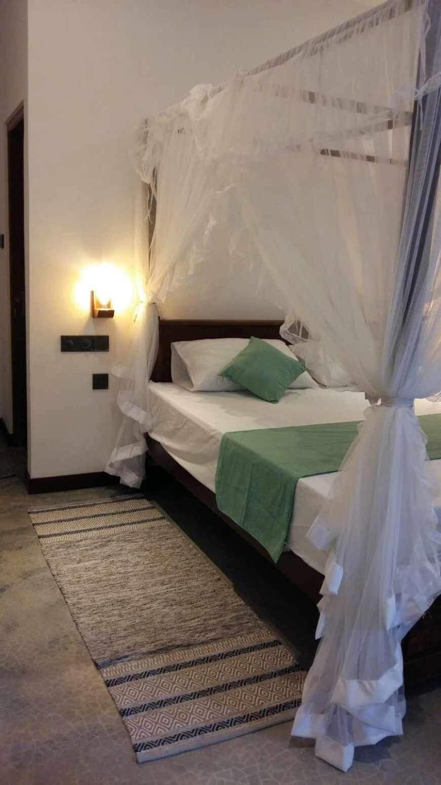 Hotel New Ocean Breeze Madiha Matara Zewnętrze zdjęcie