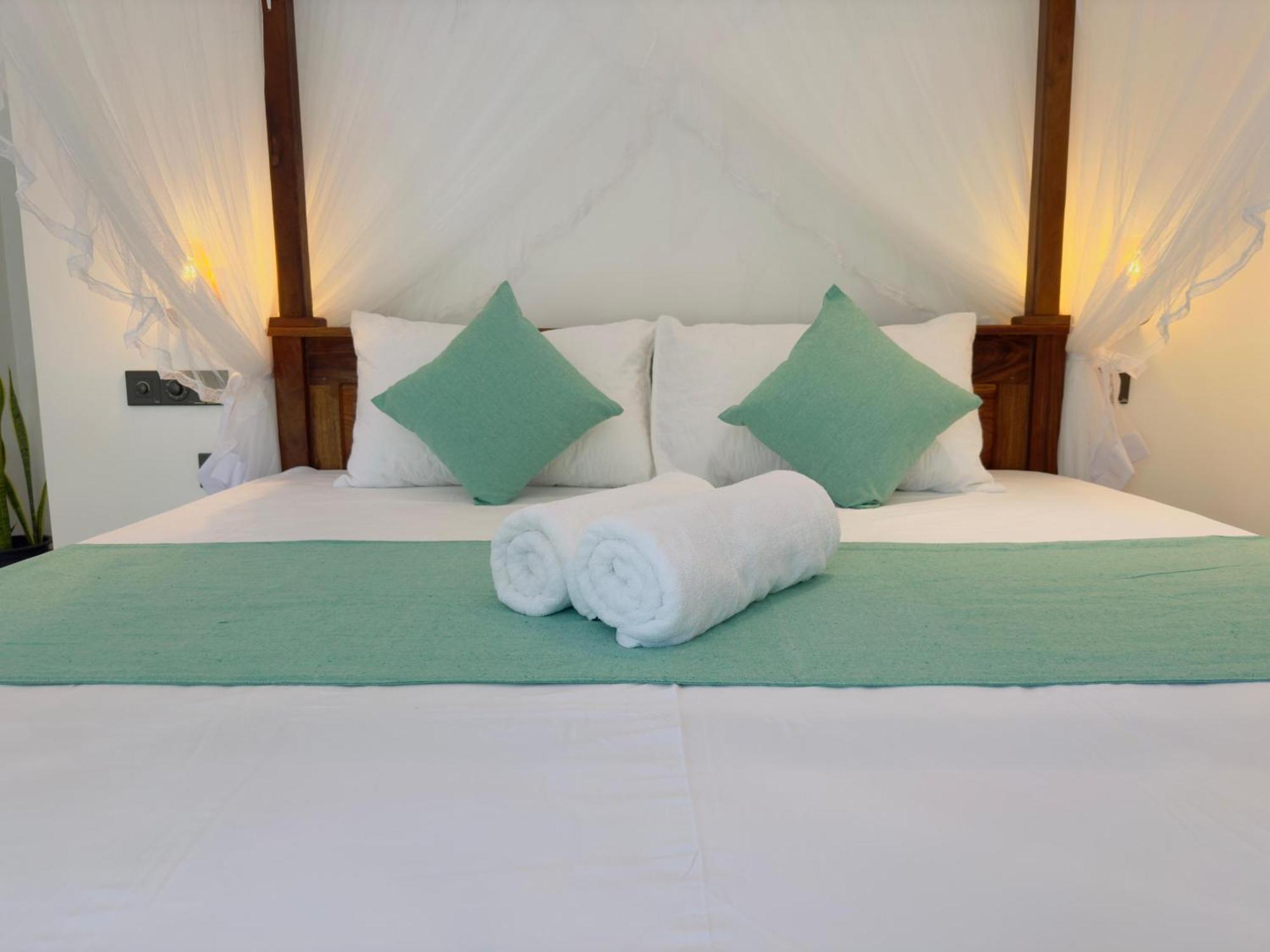 Hotel New Ocean Breeze Madiha Matara Zewnętrze zdjęcie